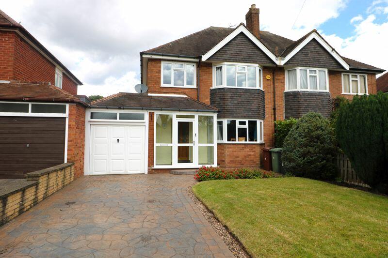 3 bedroom semidetached house for sale in Walsall Road, Aldridge, WS9