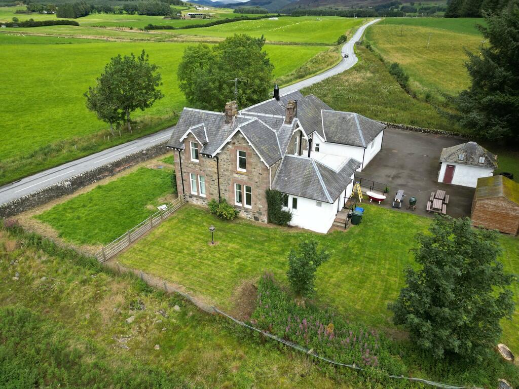 4 bedroom detached house for sale in Blackwater School House, Bridge of