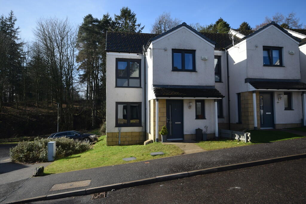 3 bedroom end of terrace house for sale in Parkside, Auchterarder, PH3