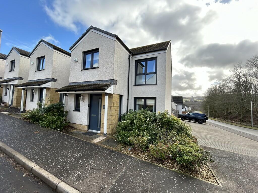 3 bedroom end of terrace house for sale in Parkside, Auchterarder, PH3