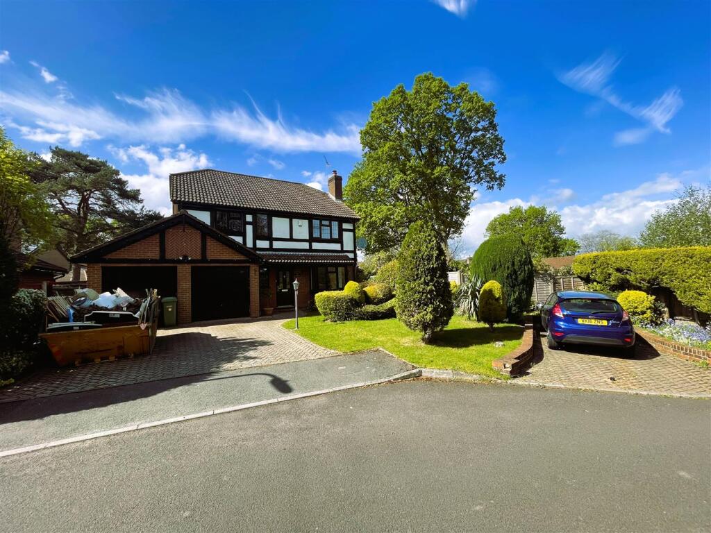 Main image of property: Firs Drive, Hedge End