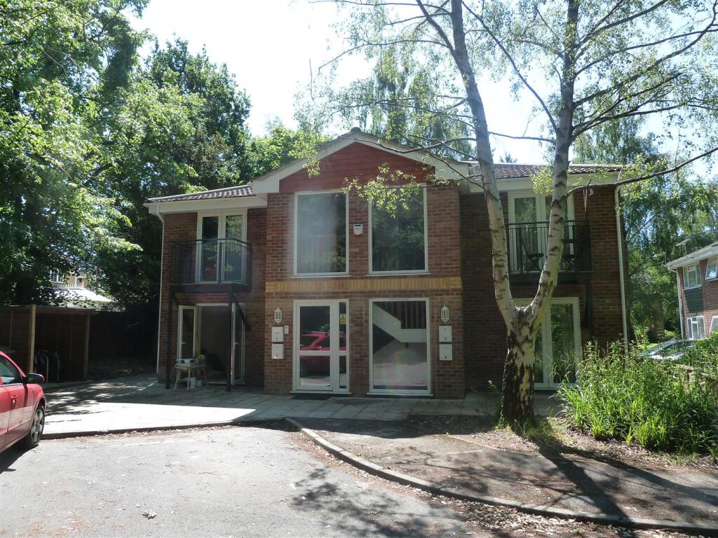 Main image of property: Avington Court, Southampton