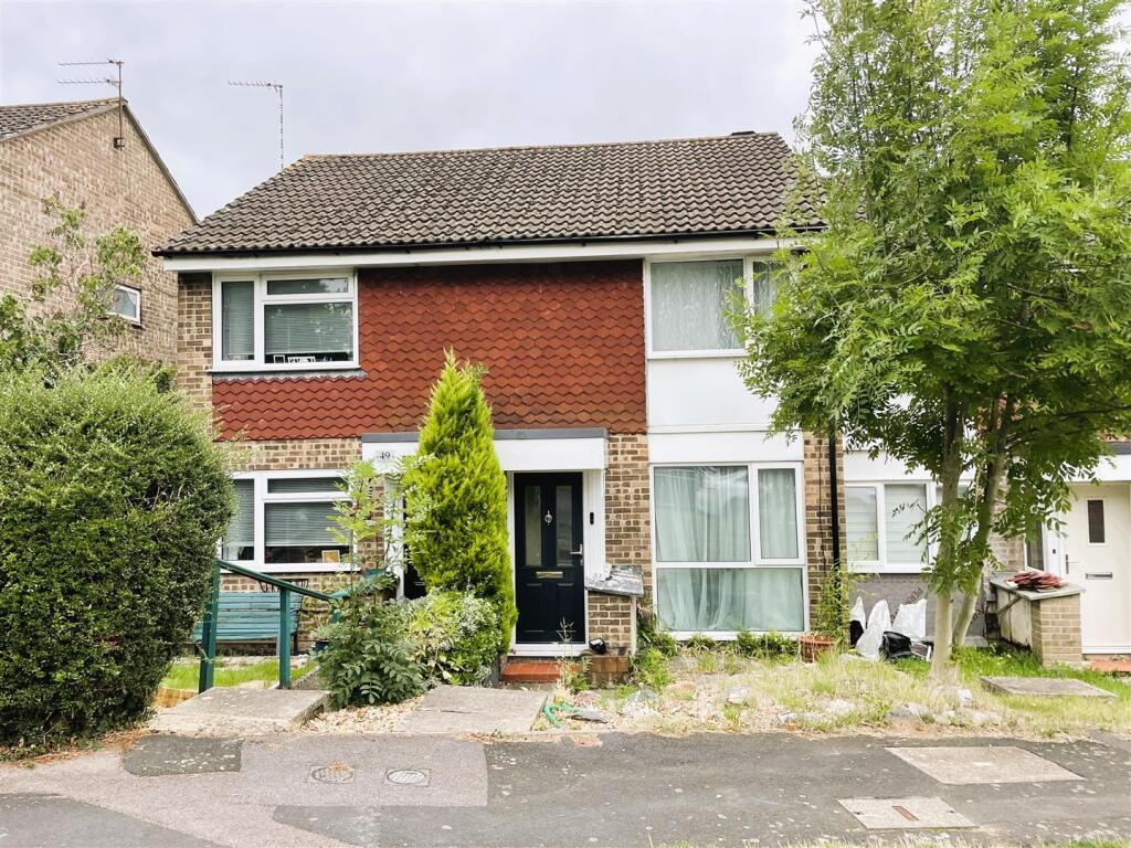 Main image of property: 51 Crusader Road