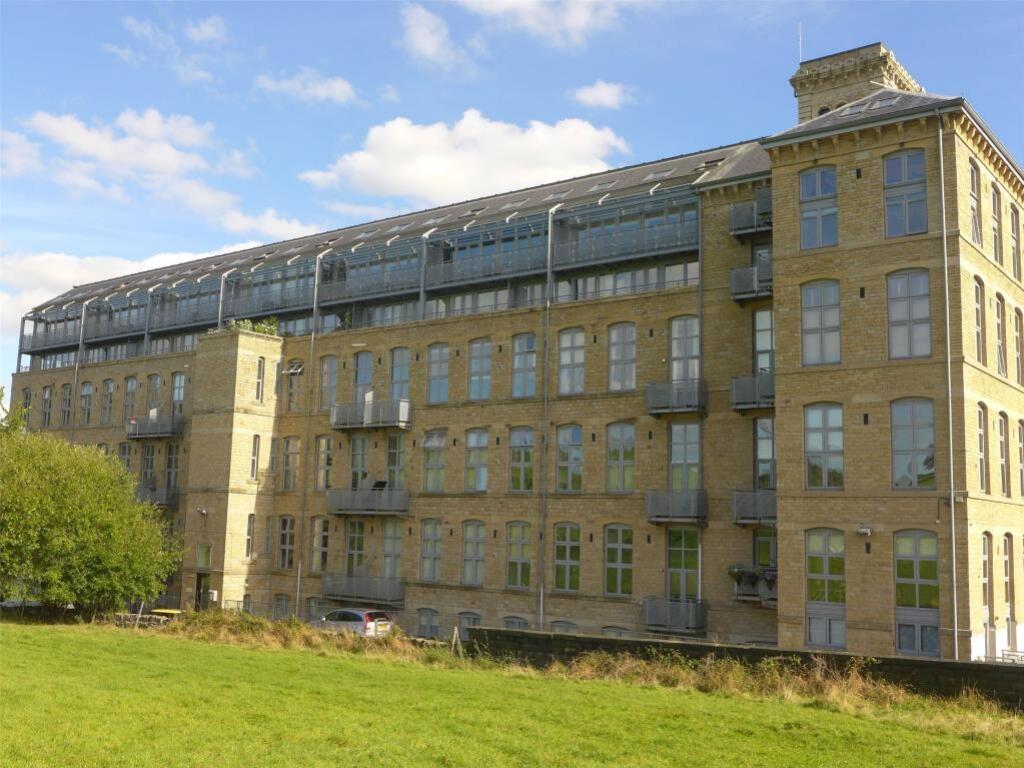 Main image of property: Apartment Valley Mill, Elland, Halifax, HX5 9GZ