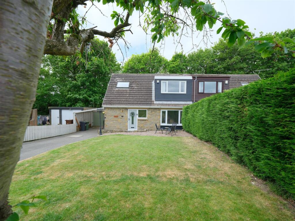 Main image of property: Berry View, Newsome, Huddersfield HD4