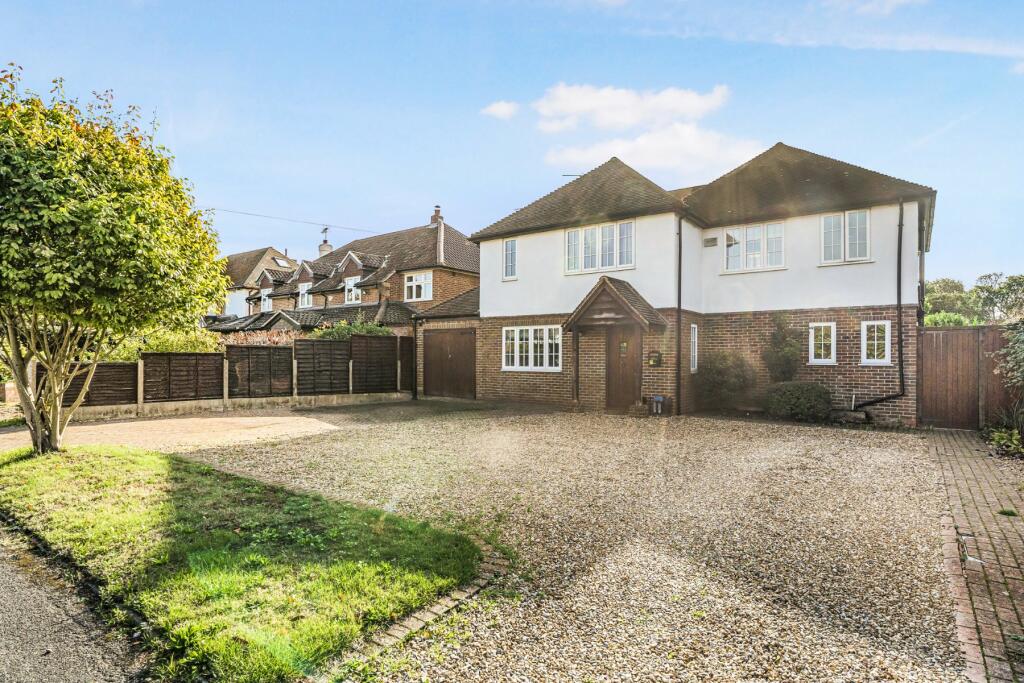 4 bedroom detached house for sale in The Oaks, West Byfleet, Surrey, KT14