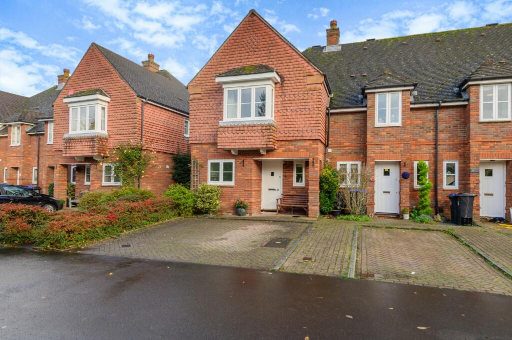 Main image of property: St Martins Mews, Pyrford, Woking, Surrey, GU22