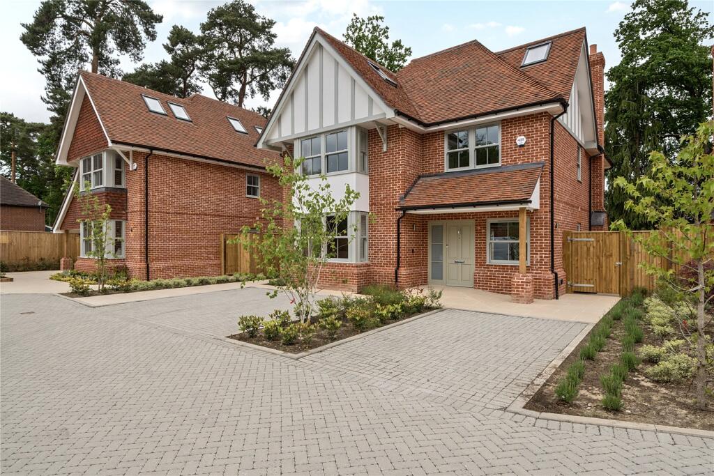 Main image of property: Old Woking Road, Woking, Surrey, GU22