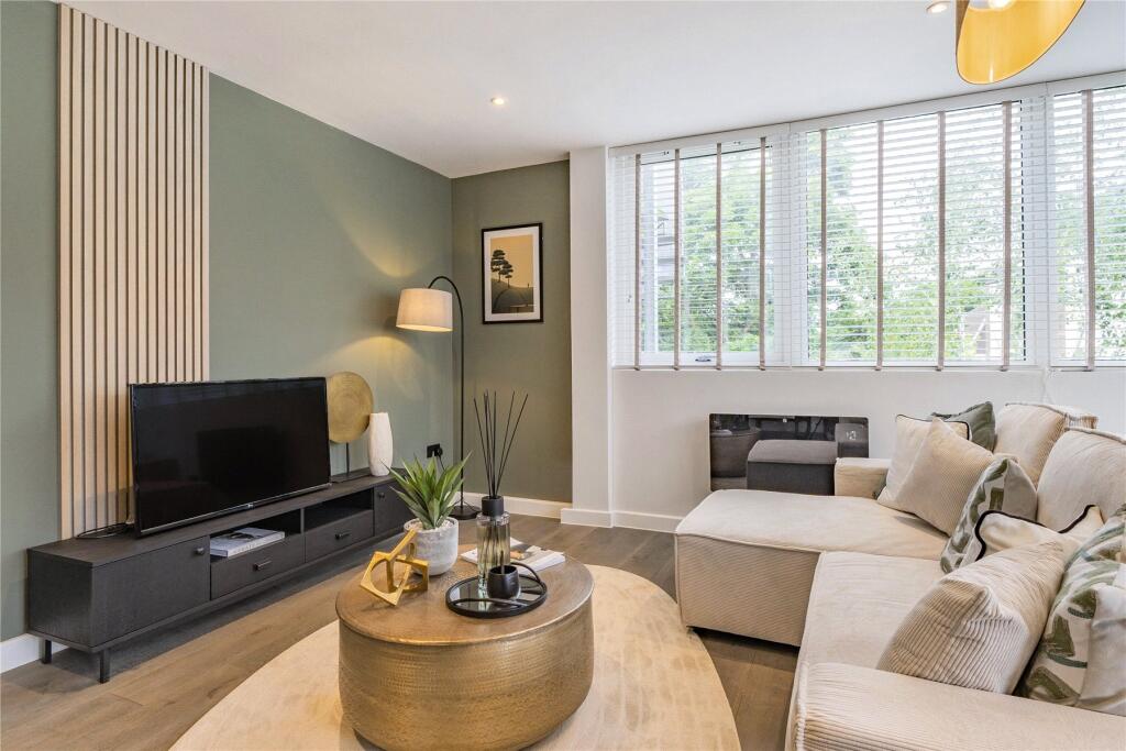 Main image of property: Rosemount Avenue, West Byfleet, Surrey, KT14