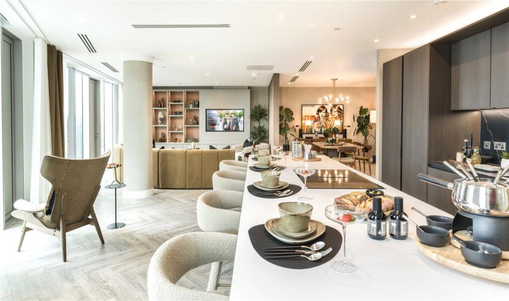 Main image of property: The Wallis, Three60, Silvercroft Street, Manchester, Greater Manchester, M15