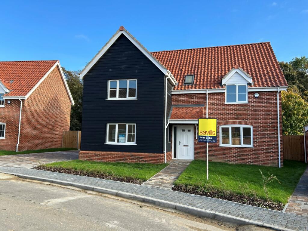 4 bedroom detached house for sale in Plot 30 Lakeside, Hall Road