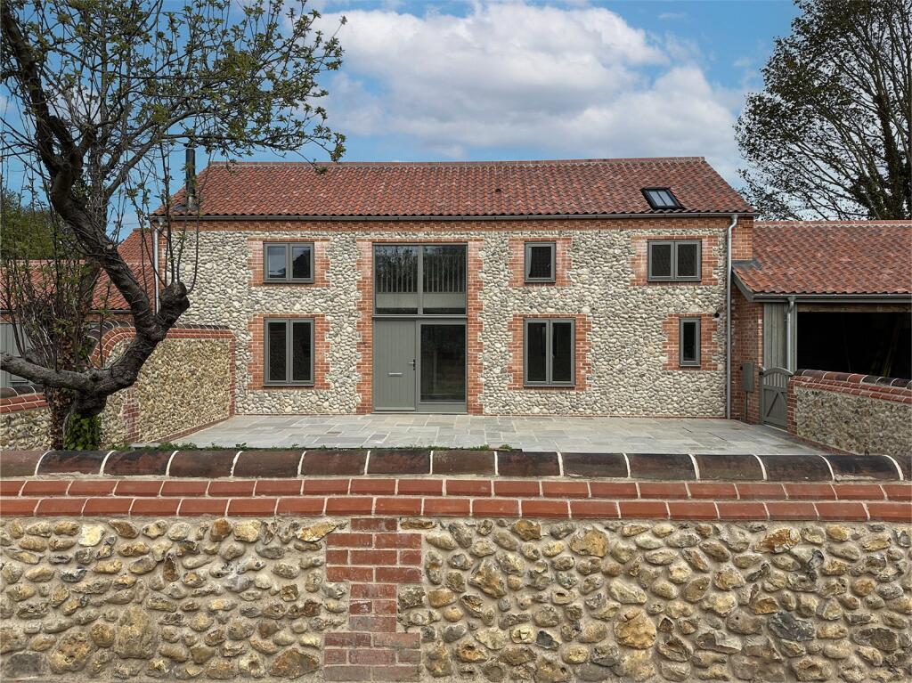 Main image of property: Barn 2, Beeston Hall Farm Barns, Beeston Regis, Cromer, Norfolk, NR27