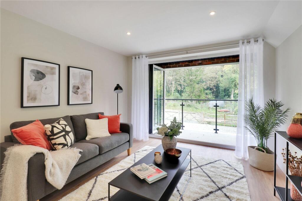 2 bedroom apartment for sale in Bank Buildings, Station Road, Otford