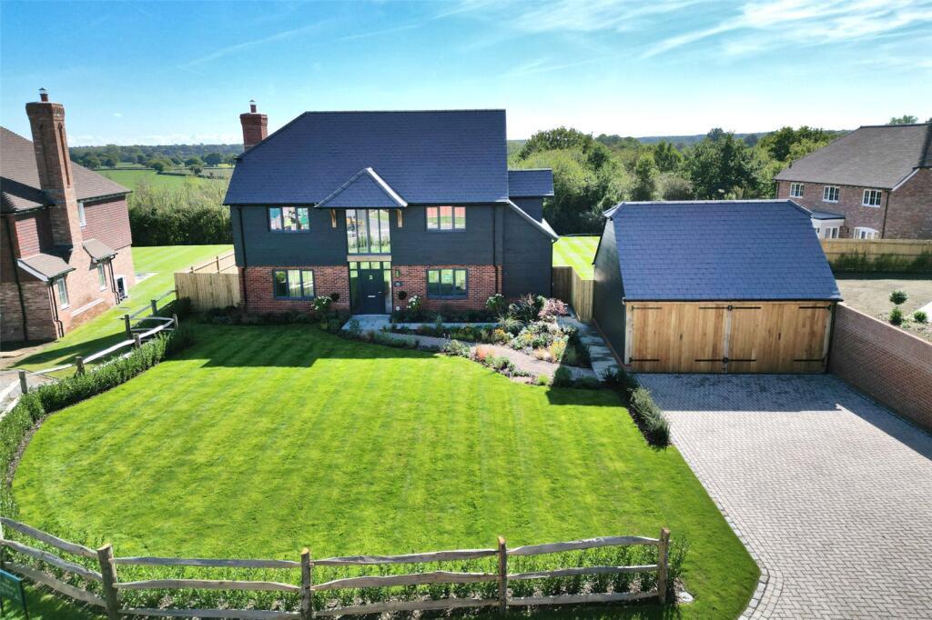 Main image of property: Cleves House, Cranbrook Road, Frittenden, Kent, TN17