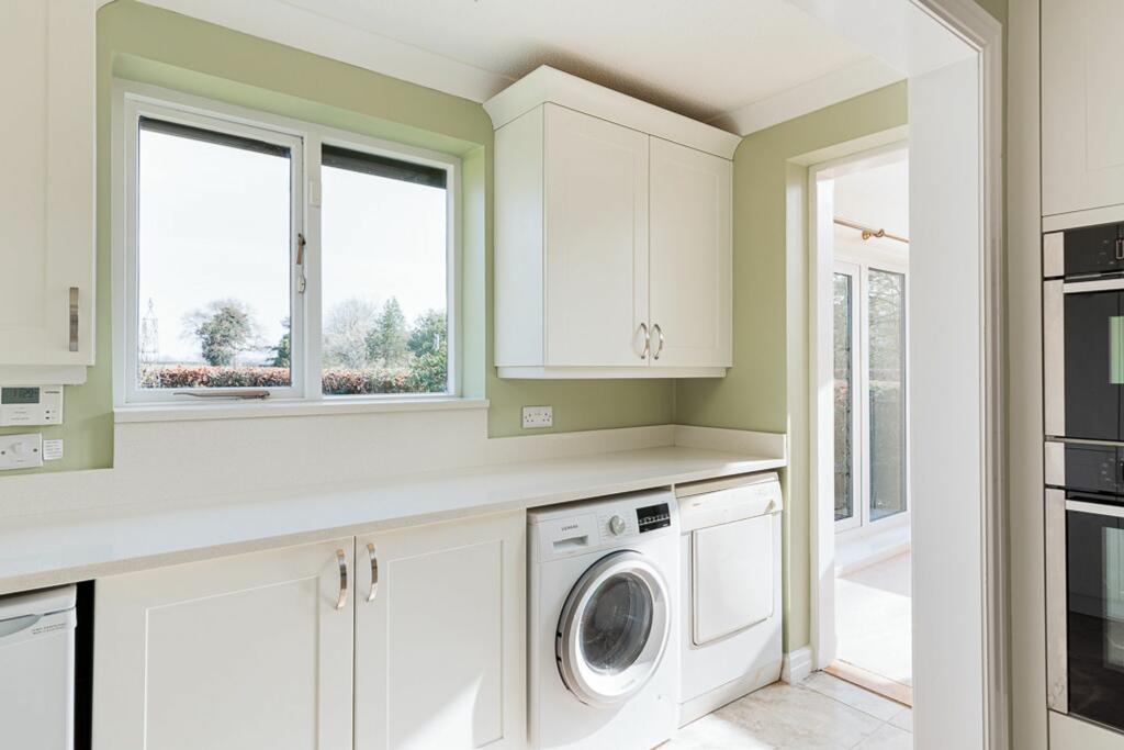 Additional property image - Westage Lane, Great Budworth, CW9