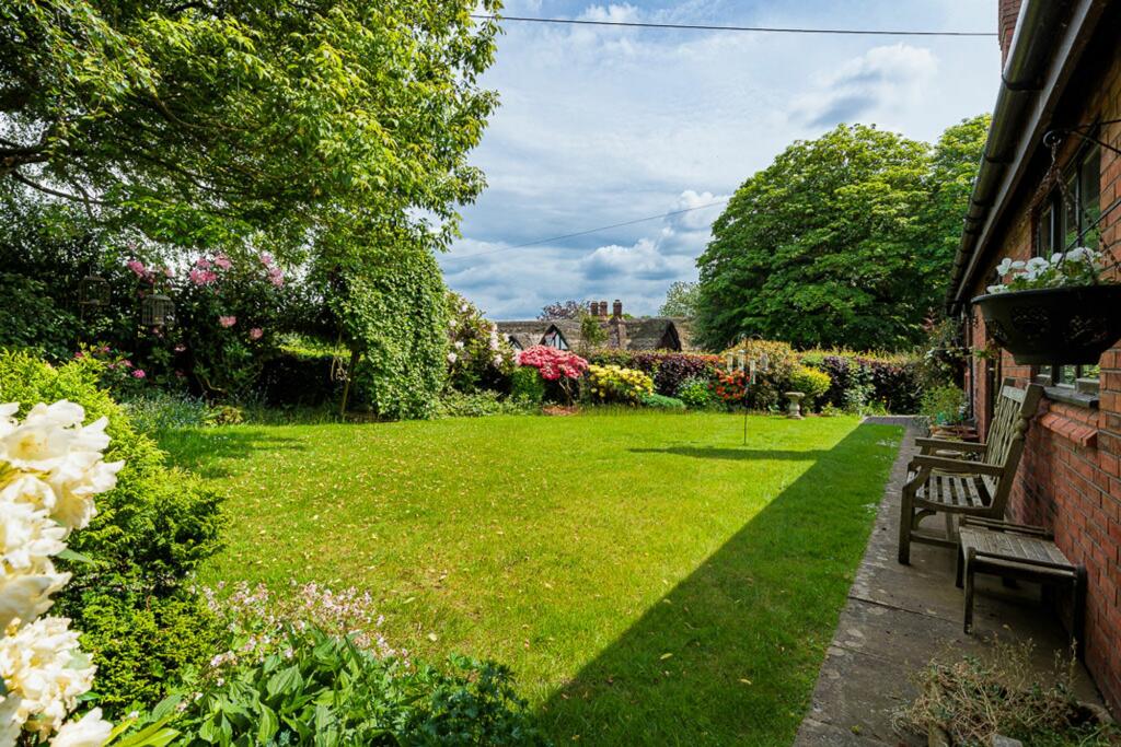 Additional property image - Westage Lane, Great Budworth, CW9
