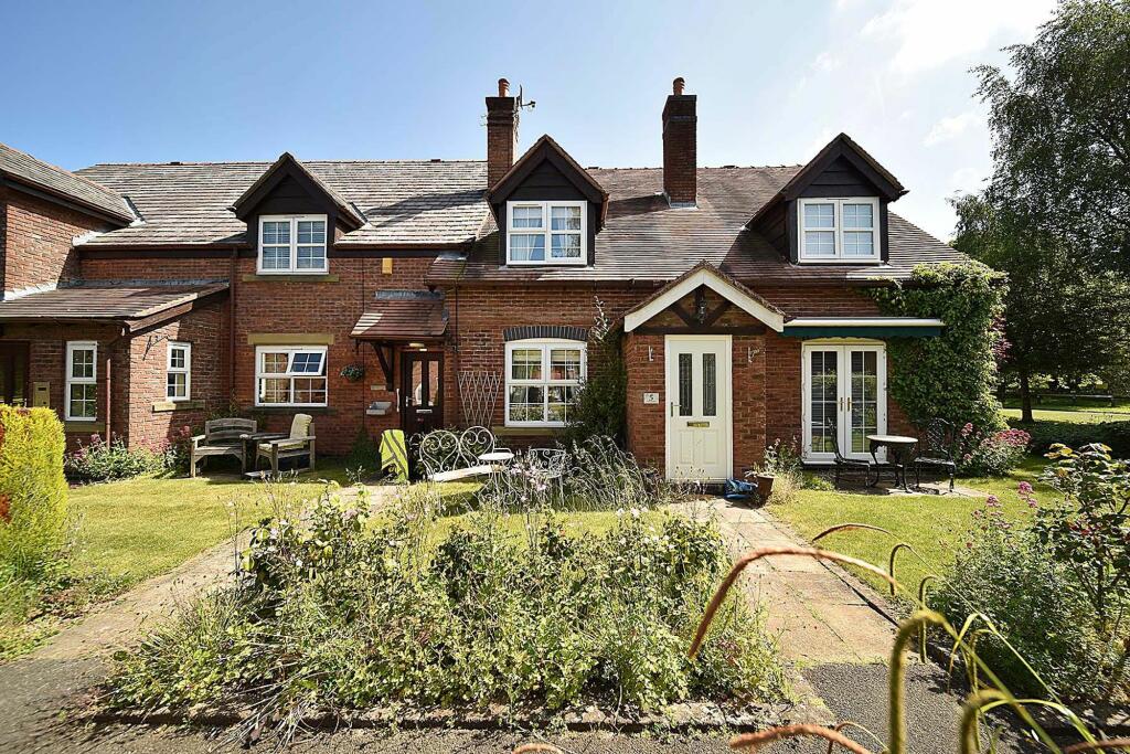 2 bedroom retirement property for sale in Faulkners Lane, Mobberley, WA16