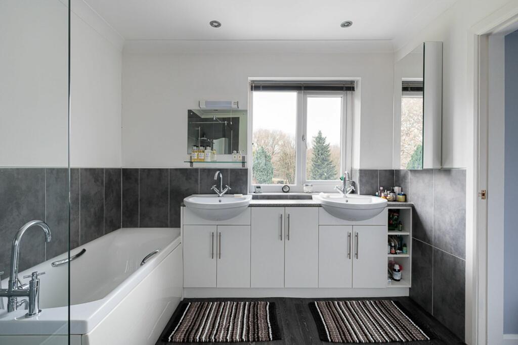 Additional property image - Smithy Lane, Great Budworth, CW9