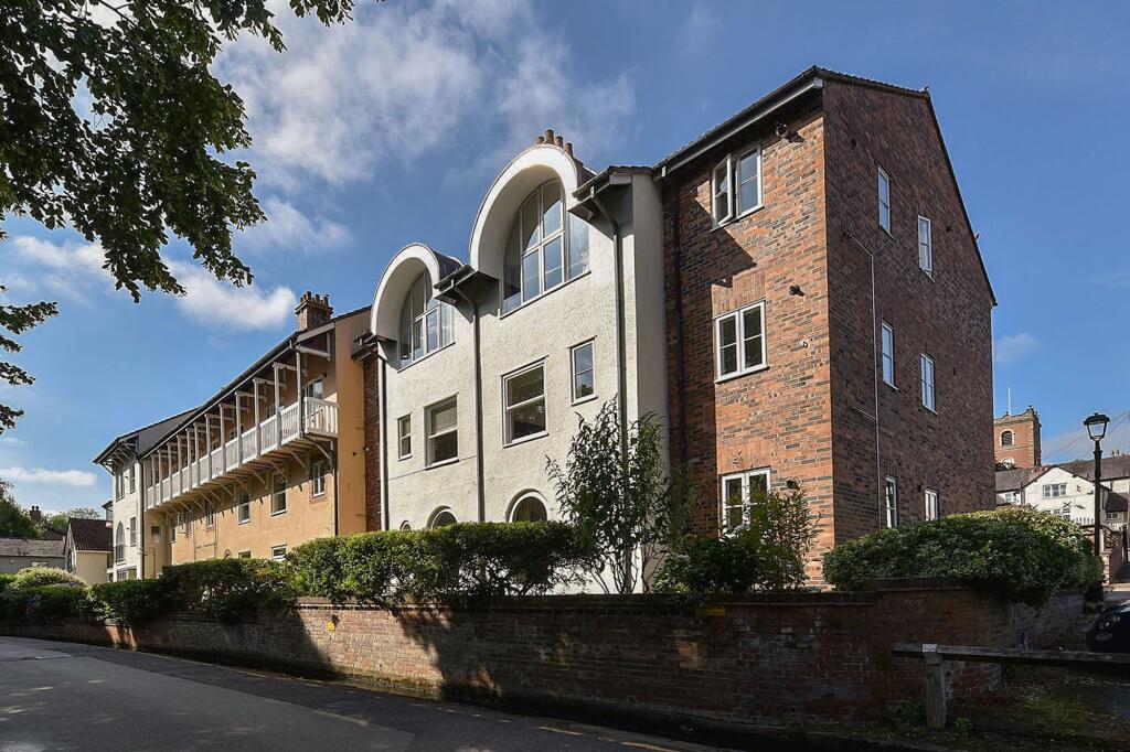 Main image of property: Moorside, Knutsford, WA16