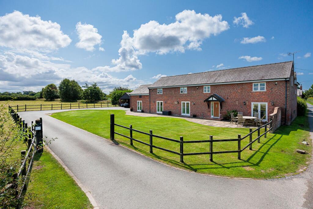 Main image of property: Crabtree Lane, High Legh, WA16