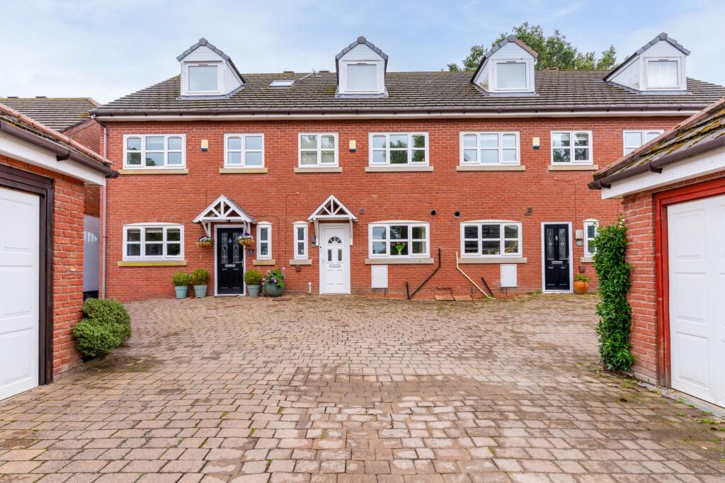 Main image of property: Mere Lane, Pickmere, WA16