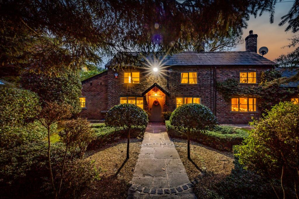 Main image of property: Wash Lane, Allostock, WA16