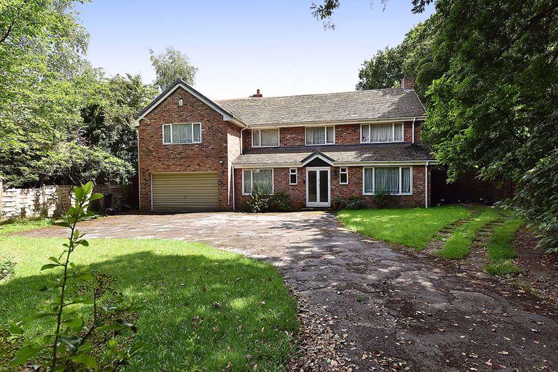 4 bedroom detached house for sale in Goughs Lane, Knutsford, WA16