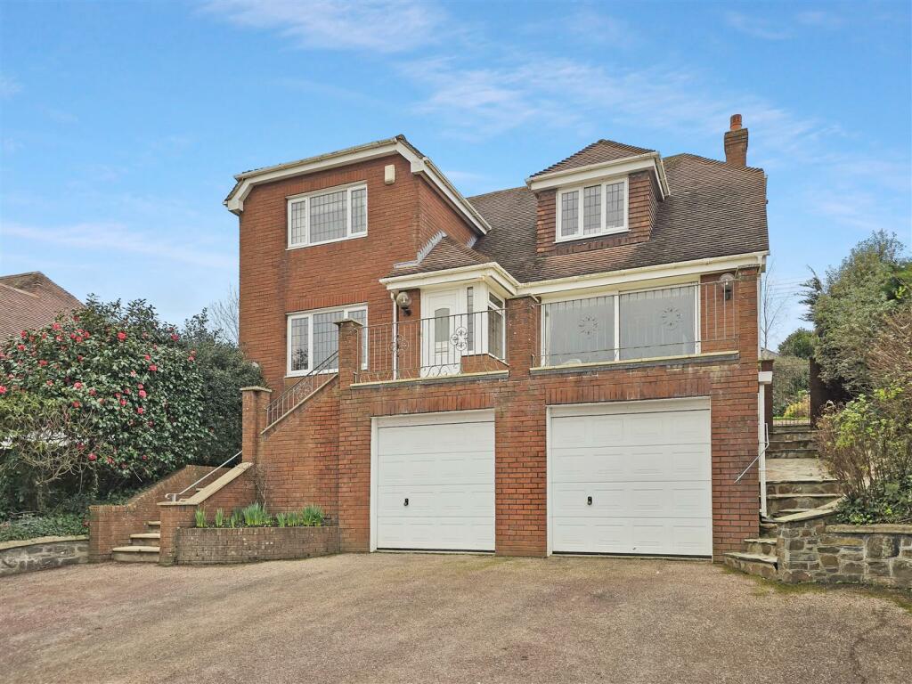 4 bedroom detached house for sale in High Wall, Sticklepath, Barnstaple