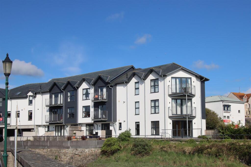 Main image of property: North Walk, Barnstaple