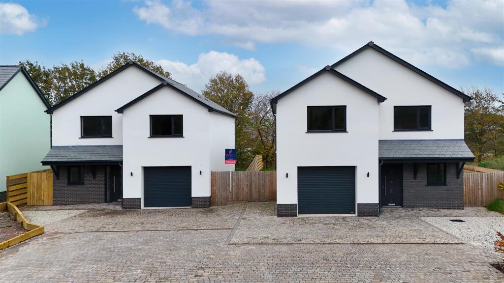 Main image of property: Mere Close, Barnstaple