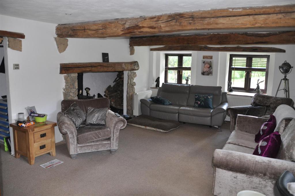 4 bedroom detached house for sale in Horwood, Bideford, EX39