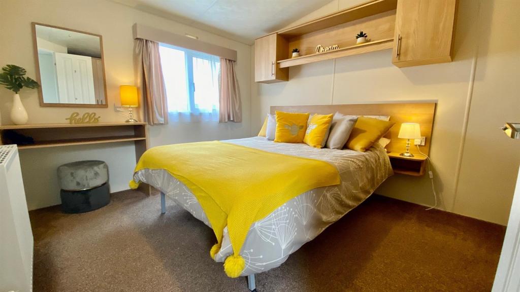 2 bedroom park home for sale in Braunton Road, Ashford, Barnstaple, EX31