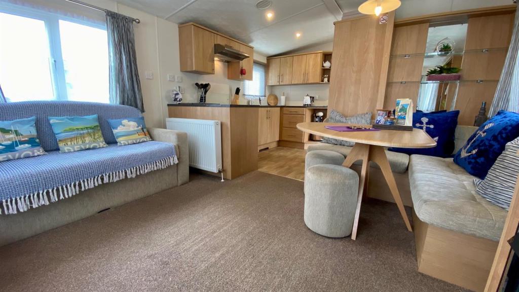 2 bedroom park home for sale in Braunton Road, Ashford, Barnstaple, EX31