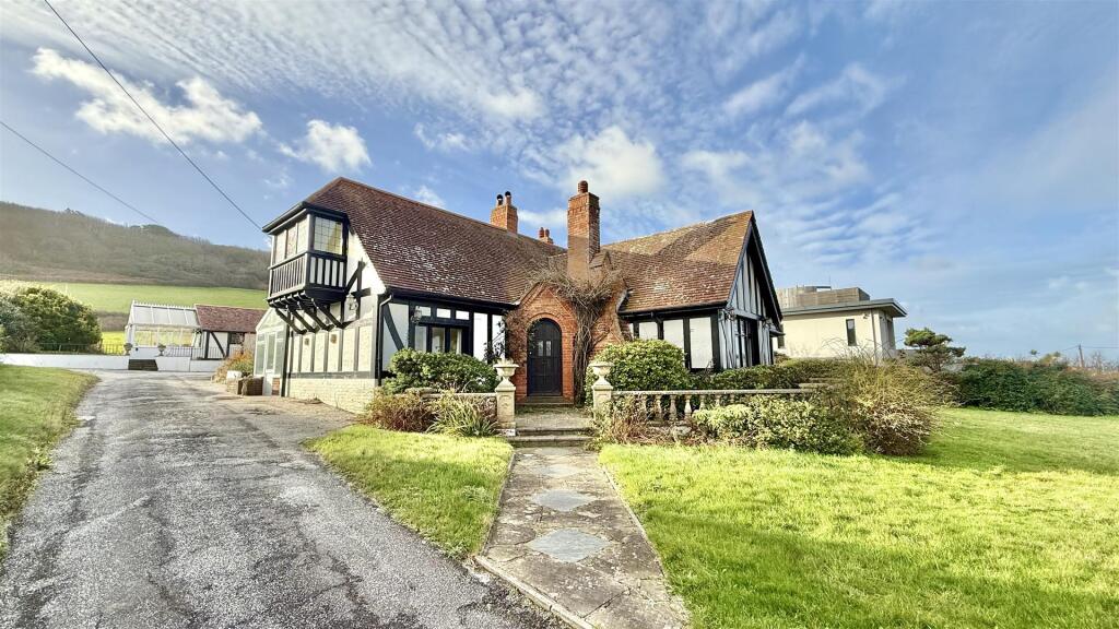 Main image of property: Down End, Croyde.