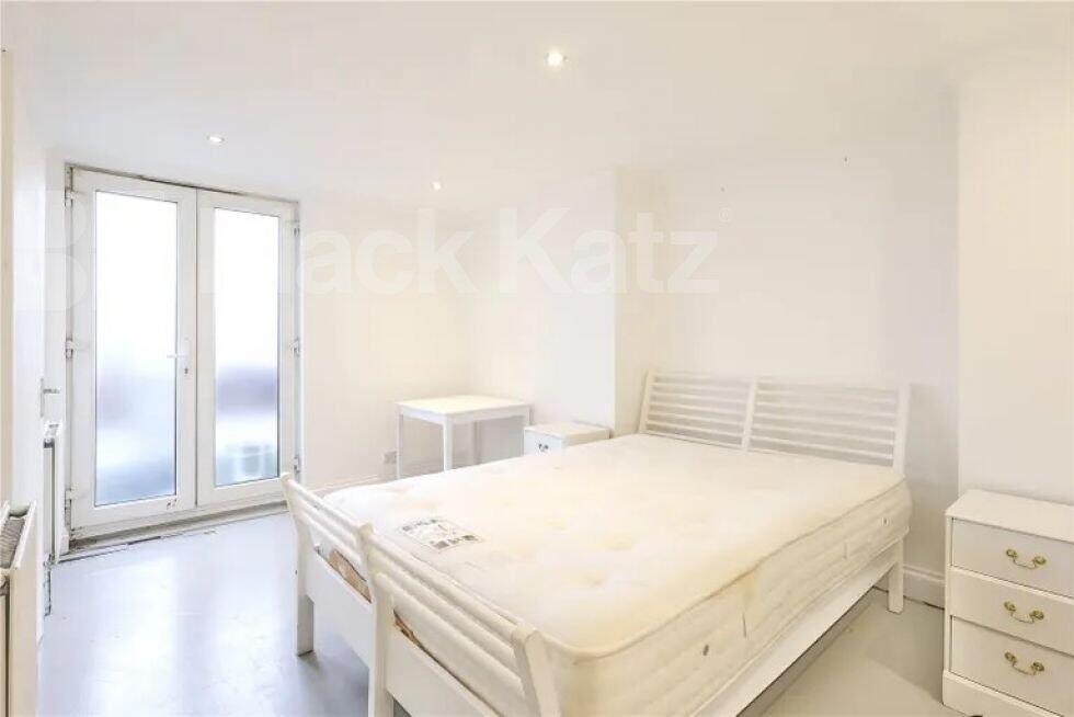 Main image of property: Hornsey Road, Archway N19