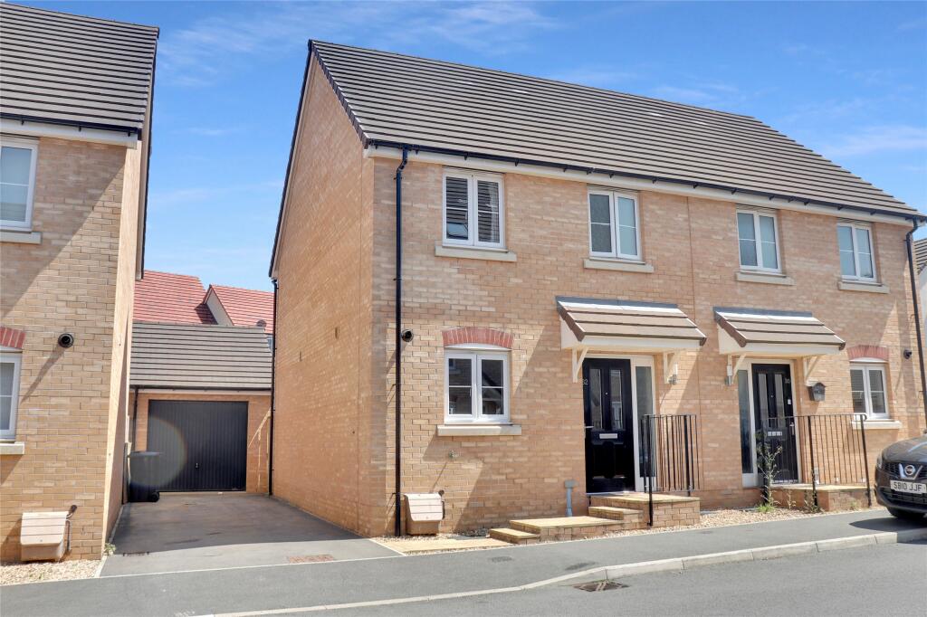 3 bedroom semidetached house for sale in Higher Gorse Road, Roundswell
