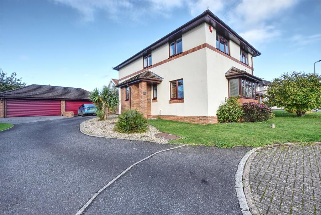 4 bedroom detached house for sale in Currington Meadow, Bickington