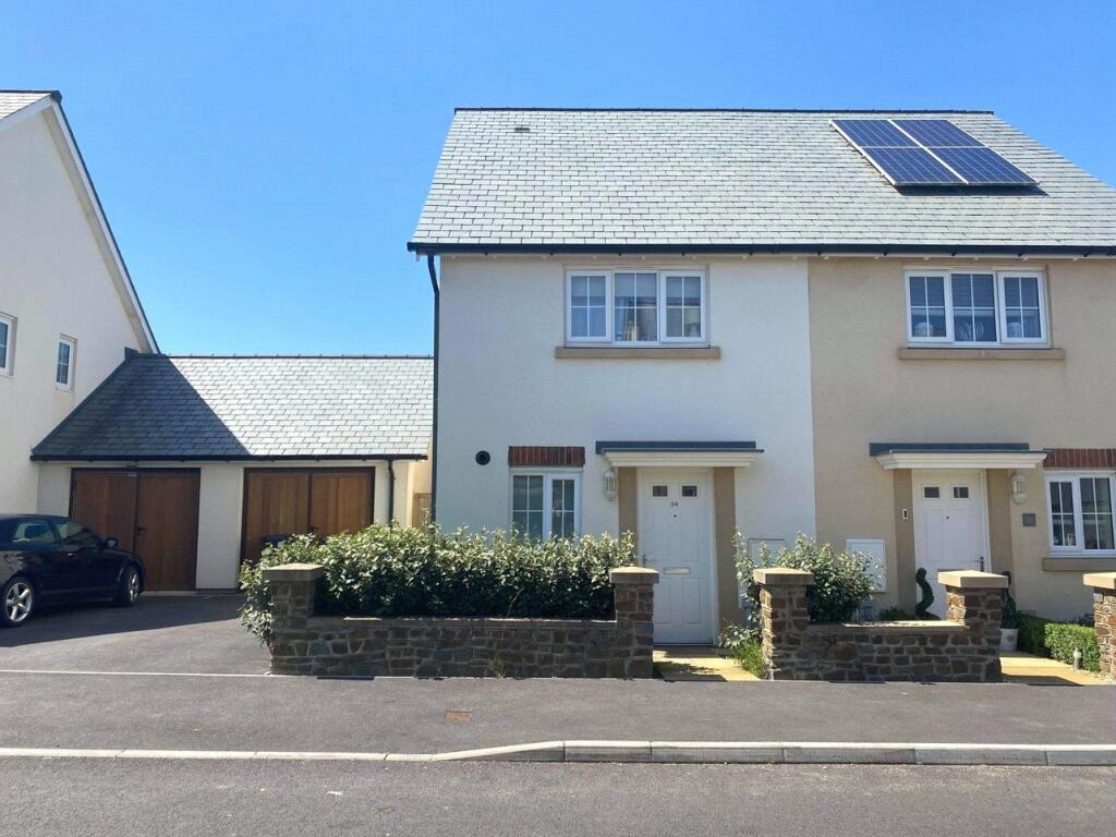 2 bedroom semidetached house for sale in Seaking Road, Fremington