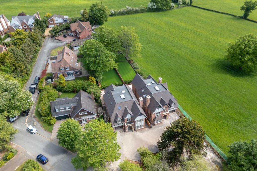 Main image of property: Holly House, Knowle Wood Road, Dorridge, Solihull, West Midlands, B93