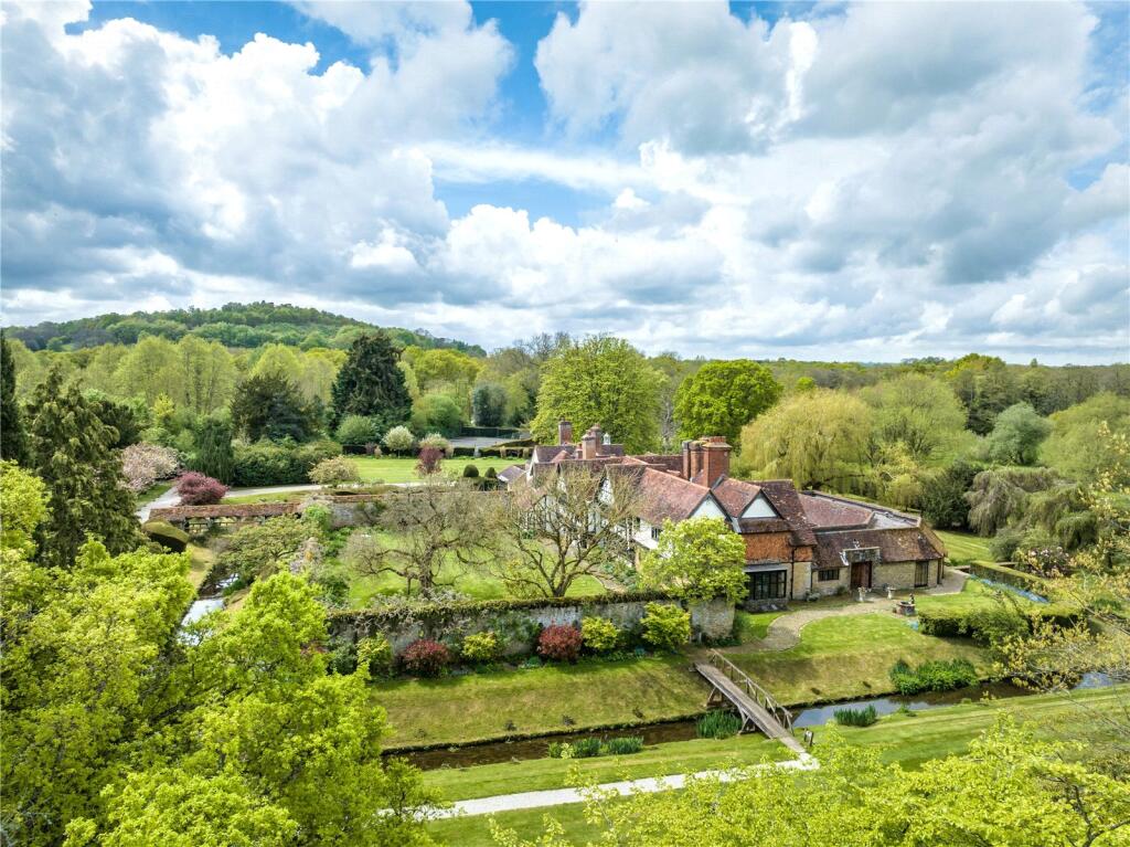 Main image of property: Great Tangley, Wonersh Common, Wonersh, Guildford, GU5