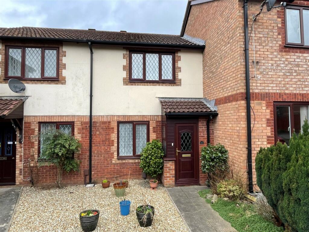 2 bedroom terraced house for sale in Drive, Kingsteignton, TQ12