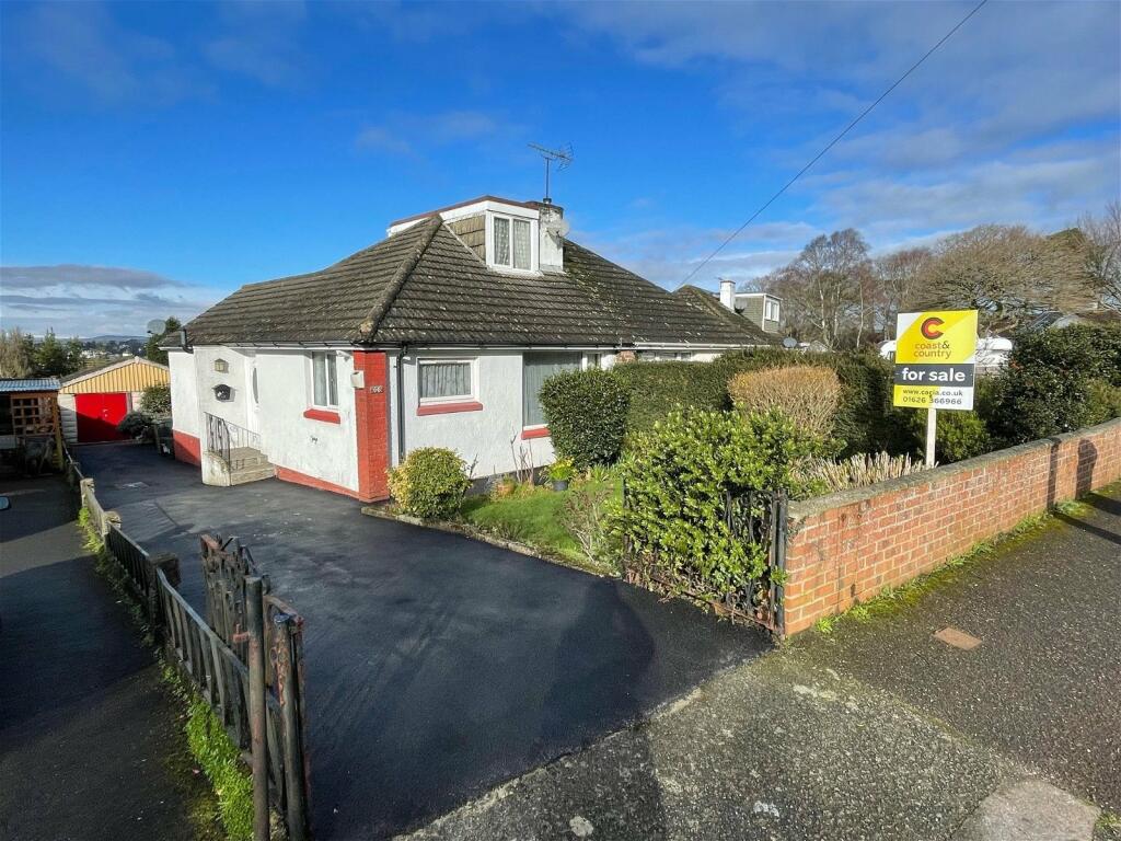 2 bedroom semidetached house for sale in Twickenham Road, Newton Abbot