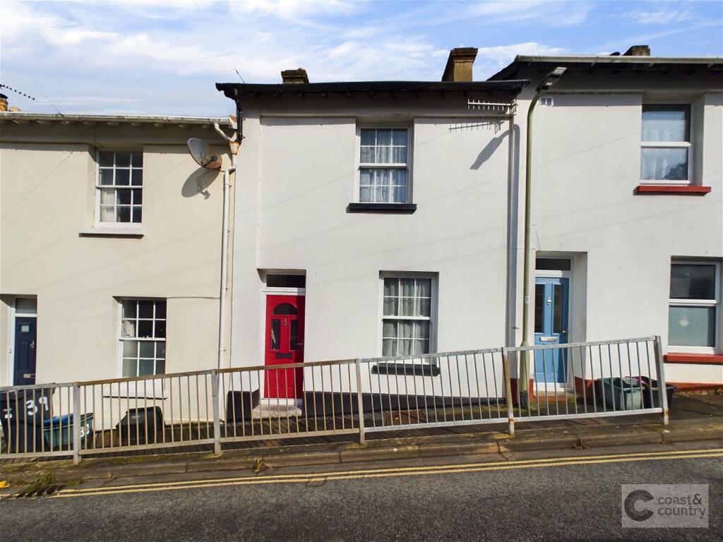 3 bedroom terraced house for sale in Tudor Road, Newton Abbot, TQ12