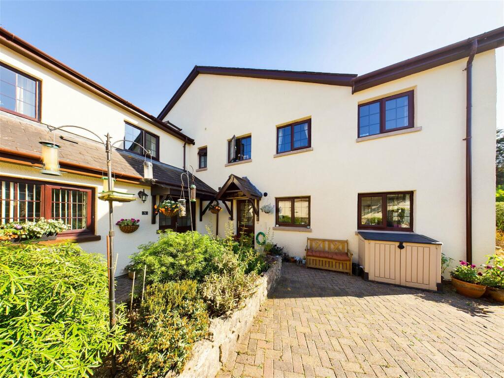3 bedroom mews property for sale in North Street, Ipplepen, TQ12