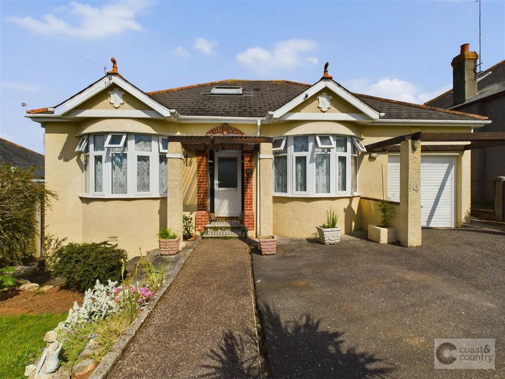 4 bedroom detached bungalow for sale in Southey Crescent, Kingskerswell