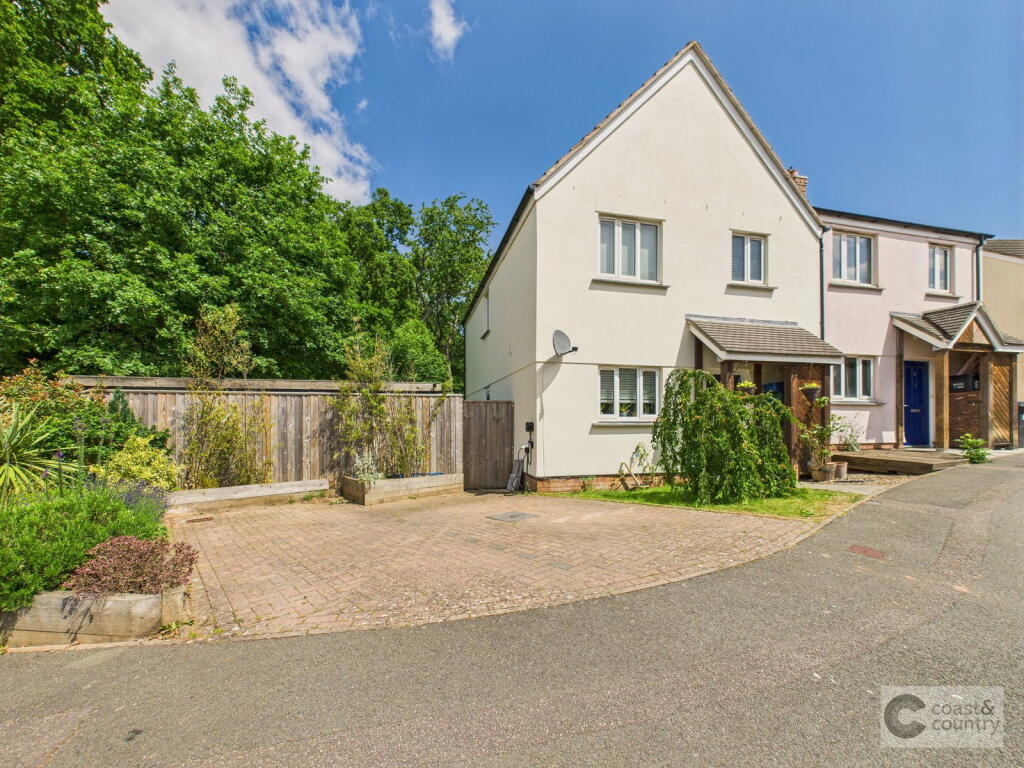 Main image of property: Lonsee Gardens, Kingskerswell