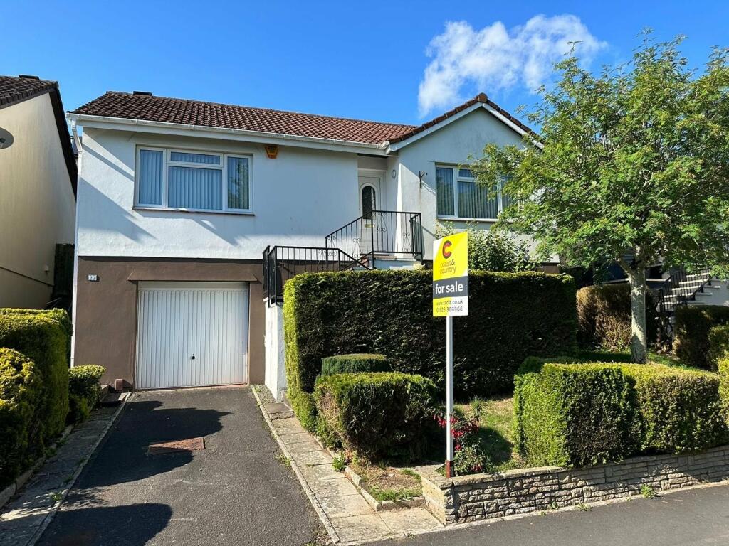 3 bedroom detached bungalow for sale in Barton Drive, Newton Abbot, TQ12