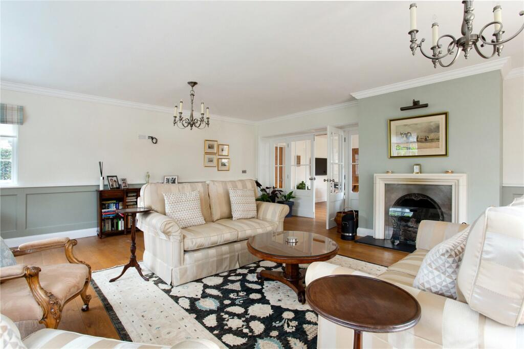 Additional property image - Fishpool Street, St. Albans, Hertfordshire, AL3