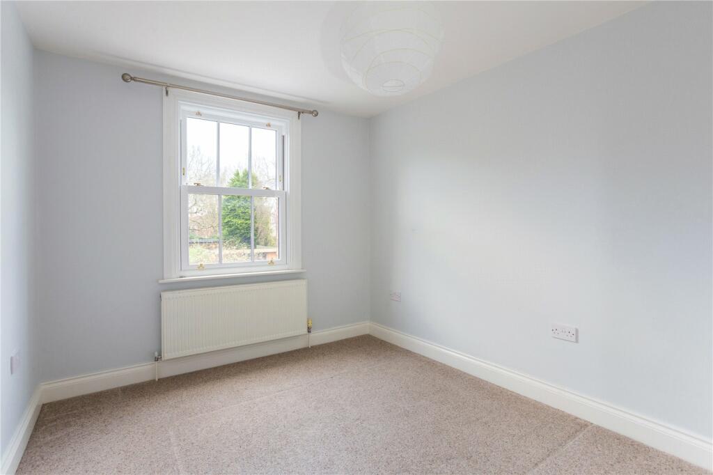 Additional property image - Cornwall Road, Harpenden, Hertfordshire, AL5