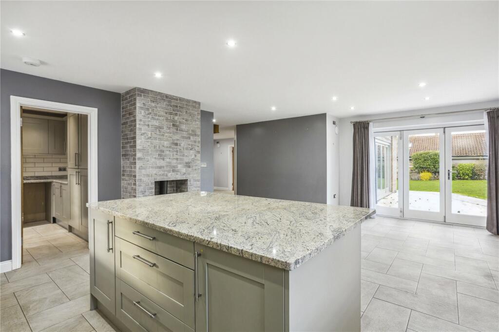 Additional property image - Caddington Common, Markyate, St. Albans, Hertfordshire, AL3